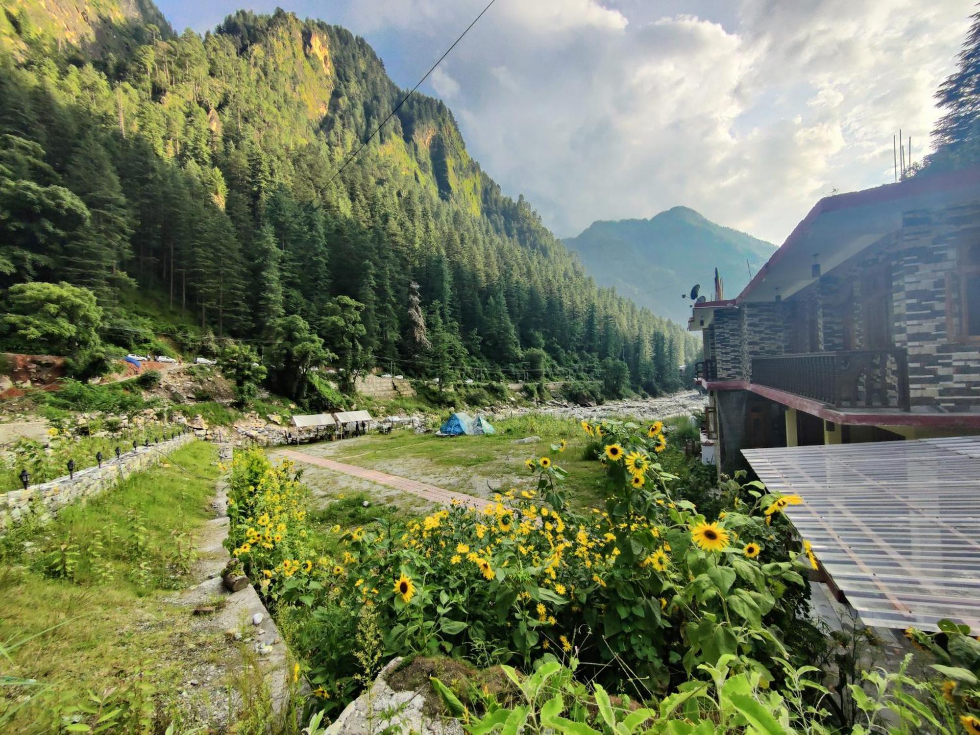 Отель Flipsyde Retreat Касоль Экстерьер фото