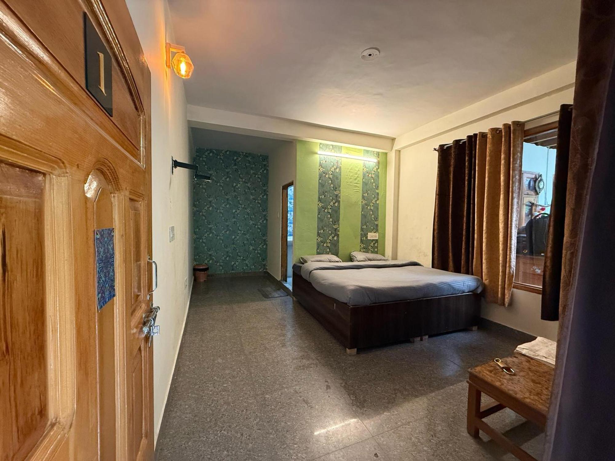 Отель Flipsyde Retreat Касоль Экстерьер фото